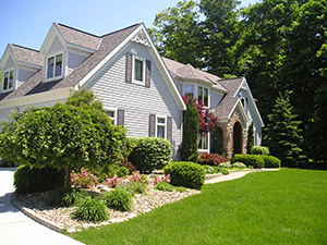 Landscapers and Lawncare Services in Hinckley, OH